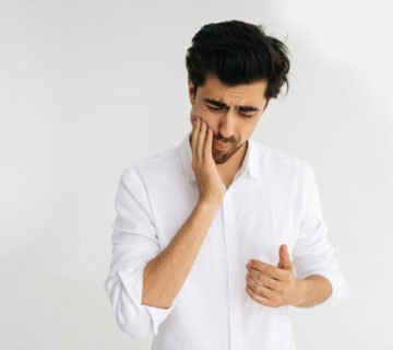 ألم الأسنان المفاجئ 360x320