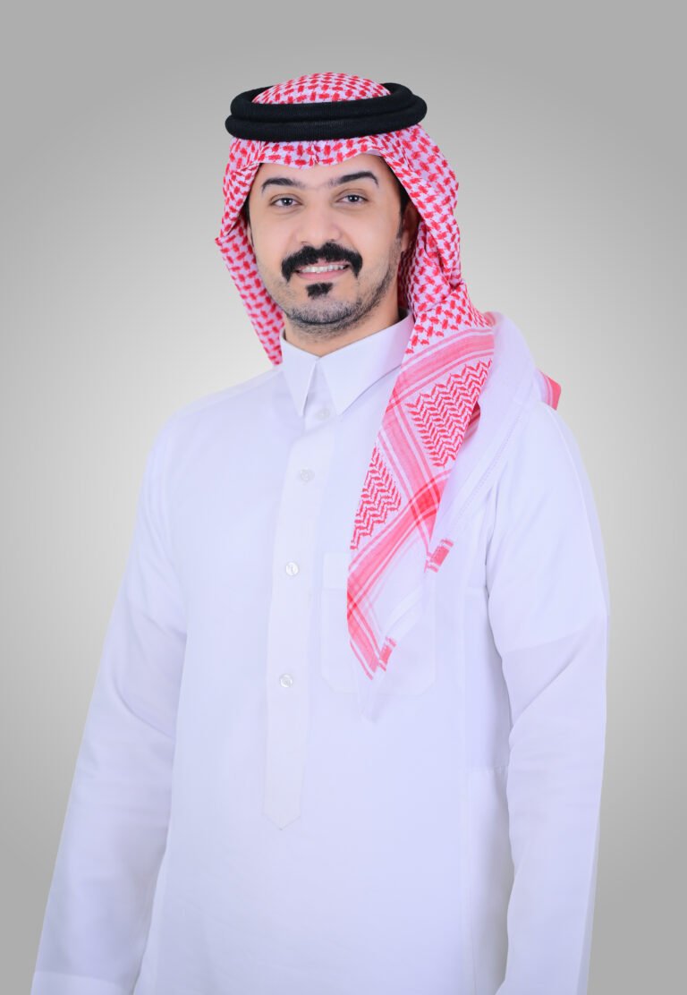 بندر آل الهندي 1 768x1112