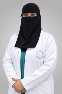 منى مضوي 200x300